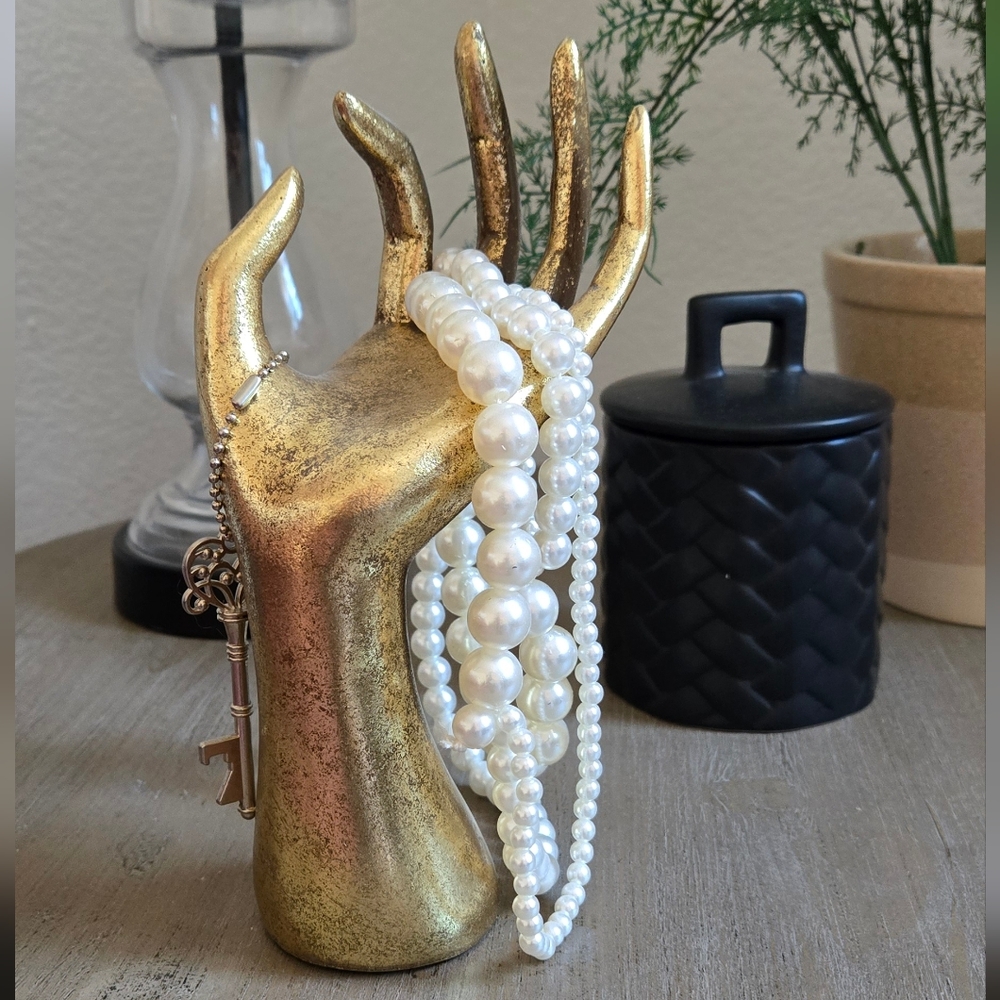 Gold Hand Jewelry Holder with White Pearls